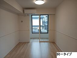 エムズ　グリューエン 104 1階1LDKのリビング/ダイニング