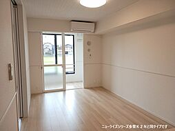 セイバリーＧ 103 1階1LDKのリビング/ダイニング