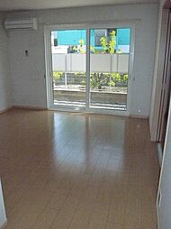 グランツコートＫ　Ｃ 101 1階1LDKのリビング/ダイニング