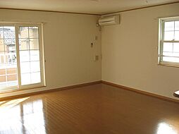 アスタ−ラビスタIII 201 2階2LDKのリビング/ダイニング