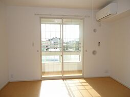 グレイス 202 2階1LDKのリビング/ダイニング