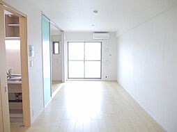 クレセント 503 5階1LDKのリビング/ダイニング