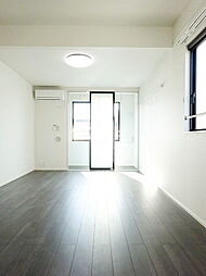 グリュックラオム 203 2階ワンルームのリビング/ダイニング