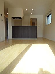 チリエージョII 103 1階1LDKのリビング/ダイニング