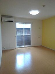 オーベル・シュタイン 105 1階ワンルームのリビング/ダイニング