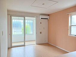 ニューシティ本郷 101 1階1LDKのリビング/ダイニング