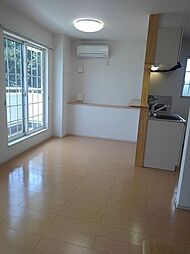 チェリーシェード 201 2階1LDKのリビング/ダイニング