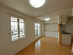 プレジール 202 2階1LDKのリビング/ダイニング