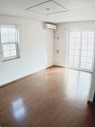 エクセレント・リヴァ−Ａ棟 102 1階1LDKのリビング/ダイニング