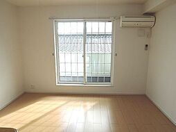 ピュアハウスII 201 2階1LDKのリビング/ダイニング