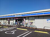 【コンビニエンスストア】ローソン福山大門町三丁目店まで400ｍ