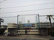 【小学校】三豊市立詫間小学校まで130ｍ