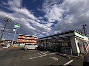 【コンビニエンスストア】ファミリーマート相馬沖ノ内店まで400ｍ