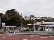 ガソリンスタンドまで800ｍ