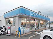 【コンビニエンスストア】ローソン光室積松原店まで750ｍ