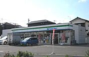【コンビニエンスストア】ファミリーマートまで97ｍ