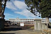 【小学校】登米市立米岡小学校まで500ｍ