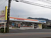 ふれ愛ランドリーまで450ｍ