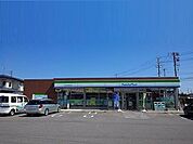 【コンビニエンスストア】ファミリーマート土崎港相染町店まで878ｍ