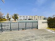 【小学校】一宮市立　起小学校まで180ｍ