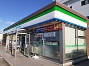 【コンビニエンスストア】ファミリーマート魚津北鬼江西店まで700ｍ