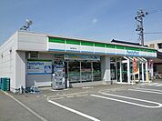 【コンビニエンスストア】ファミリーマート高岡野村店まで1100ｍ