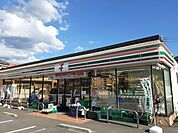 【コンビニエンスストア】セブンイレブン千葉宮崎町中央まで81ｍ