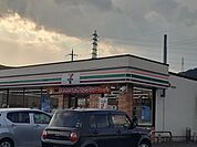 【コンビニエンスストア】セブンイレブン加東上滝野店まで301ｍ
