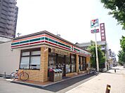 【コンビニエンスストア】セブン-イレブン久留米荘島町店まで762ｍ