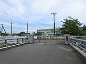 【小学校】木室小学校まで740ｍ
