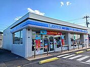 【コンビニエンスストア】ローソン下松望町一丁目店まで350ｍ