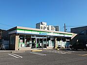 【コンビニエンスストア】ファミリーマート米原駅西店様まで380ｍ