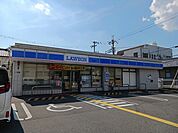 【コンビニエンスストア】ローソン様まで178ｍ