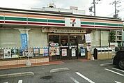 【コンビニエンスストア】セブンイレブン草加金明通り店まで650ｍ