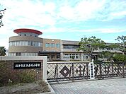 【小学校】津屋崎小学校まで350ｍ