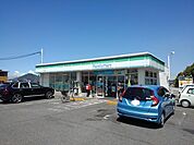 【コンビニエンスストア】ファミマ丸亀川西北店まで1200ｍ