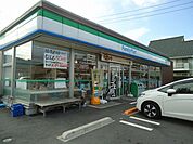 【コンビニエンスストア】ファミリーマート大竹駅前店まで1100ｍ