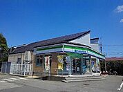 【コンビニエンスストア】ファミリーマート牛島東5丁目店まで1600ｍ