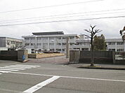 【高校】金津高校まで950ｍ