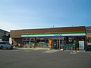 【コンビニエンスストア】ファミリーマート新屋日吉町店まで1300ｍ