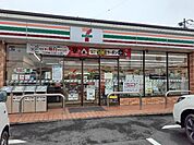 【コンビニエンスストア】セブンイレブン藤岡北ノ原店まで1100ｍ