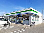 【コンビニエンスストア】ファミリーマート東深津町店まで500ｍ