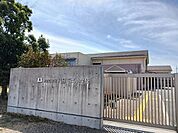 【小学校】八日市南小学校まで730ｍ