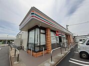 【コンビニエンスストア】セブンイレブン三条西裏館店まで595ｍ