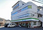 【コンビニエンスストア】ファミリーマート新安城店まで350ｍ