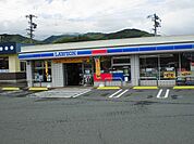 【コンビニエンスストア】ローソン　岡谷小萩三丁目店まで710ｍ
