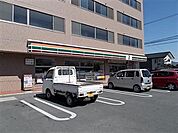 【コンビニエンスストア】セブンイレブン　伊那狐島店まで550ｍ