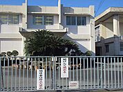 【小学校】佐賀市立南川副小学校まで350ｍ