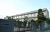 【小学校】大津小学校まで750ｍ