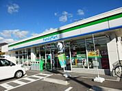 【コンビニエンスストア】ファミリーマート 東海加木屋町まで250ｍ